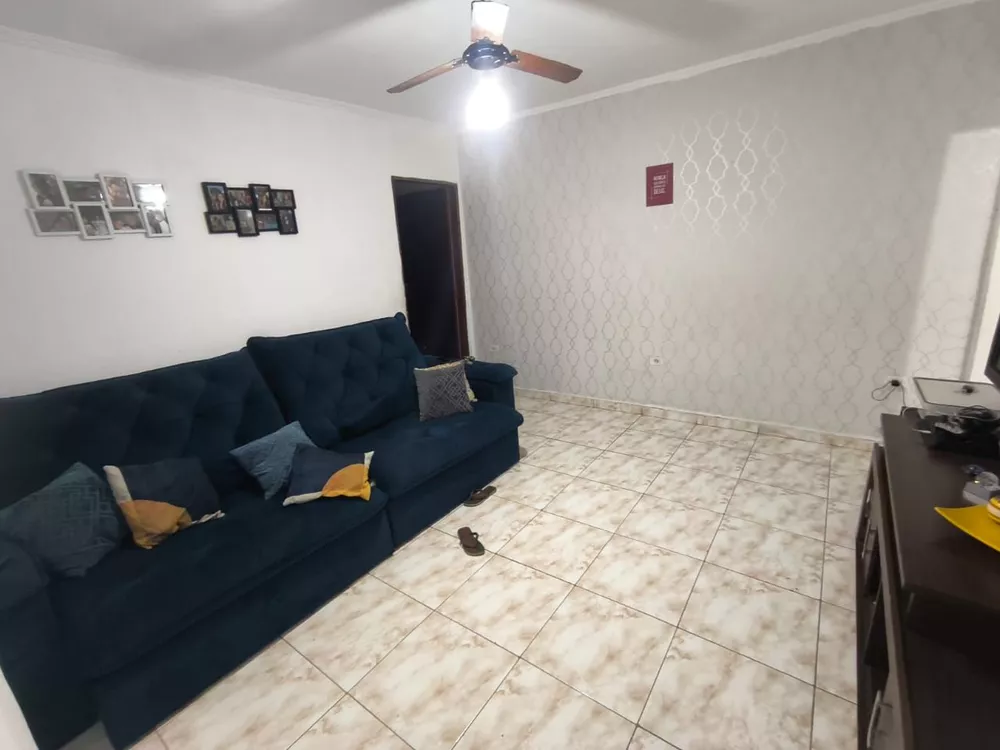 Casa à venda com 1 quarto, 60m² - Foto 1