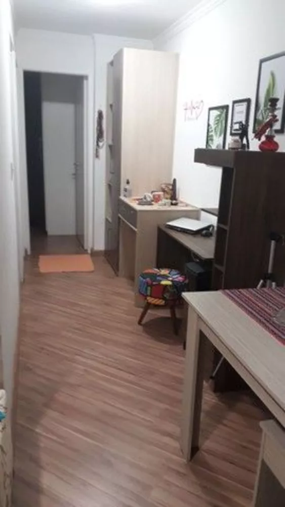 Apartamento à venda com 1 quarto, 35m² - Foto 2