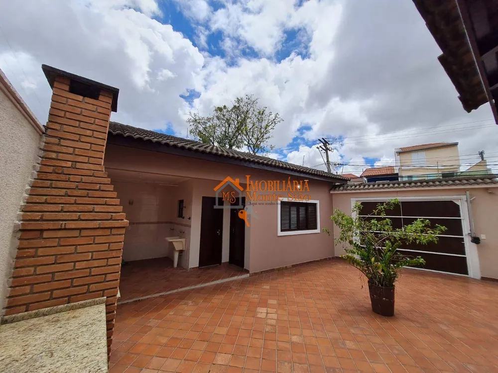 Sobrado, 3 quartos, 219 m² - Foto 2