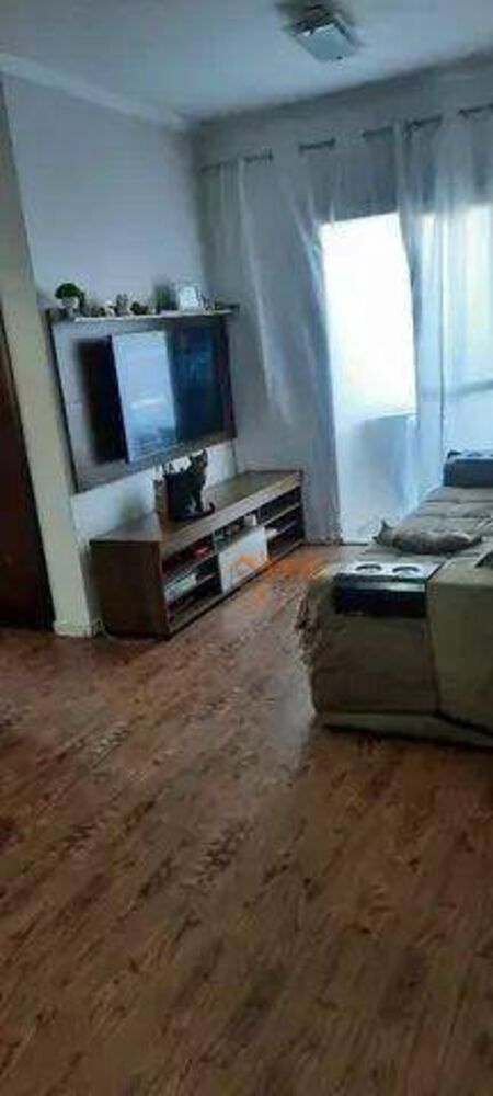 Apartamento à venda com 2 quartos, 72m² - Foto 1