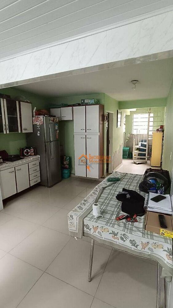 Sobrado à venda com 2 quartos, 200m² - Foto 3