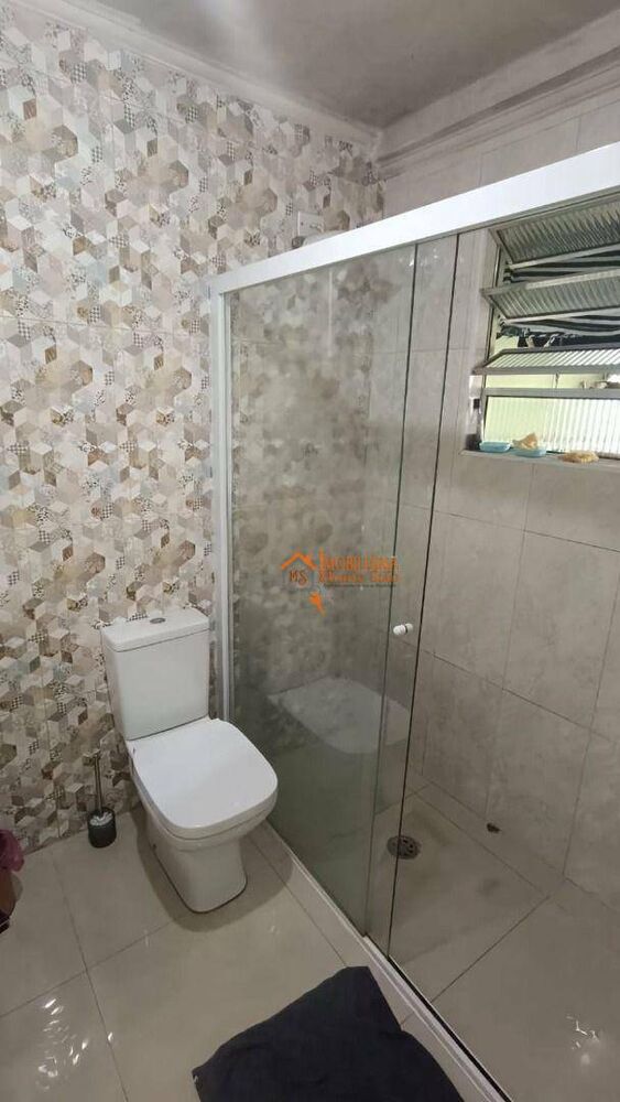 Sobrado à venda com 2 quartos, 200m² - Foto 4