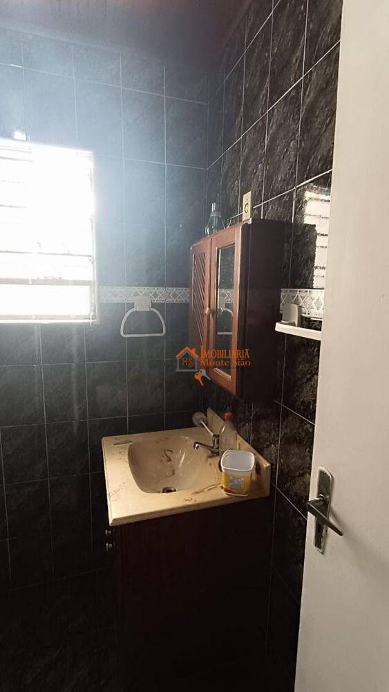 Sobrado à venda com 2 quartos, 200m² - Foto 8