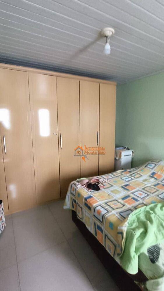 Sobrado à venda com 2 quartos, 200m² - Foto 12