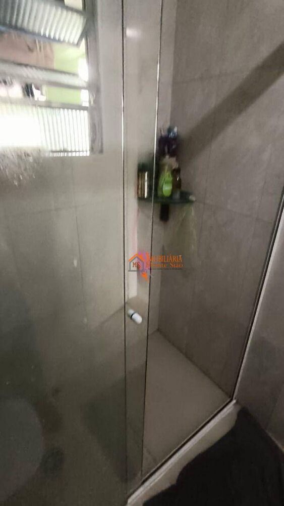 Sobrado à venda com 2 quartos, 200m² - Foto 6