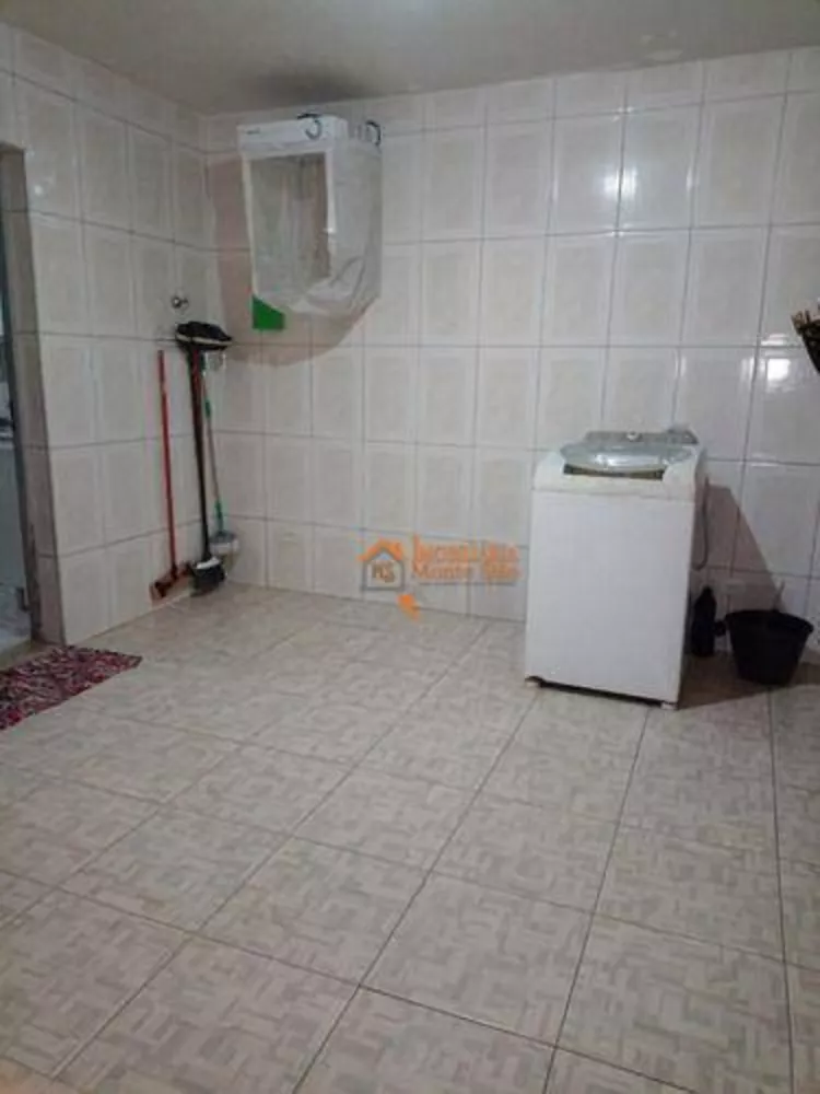 Sobrado à venda com 3 quartos, 200m² - Foto 3