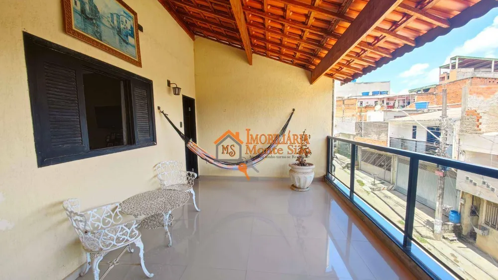 Sobrado, 4 quartos, 240 m² - Foto 1
