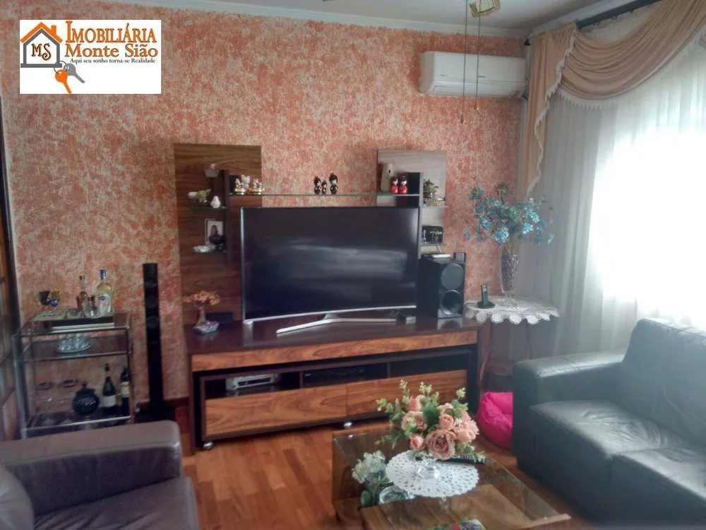 Casa, 3 quartos, 200 m² - Foto 1