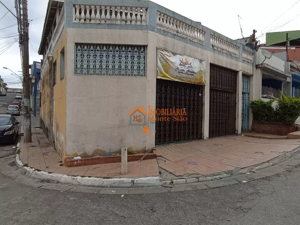 Sobrado à venda com 3 quartos, 250m² - Foto 1