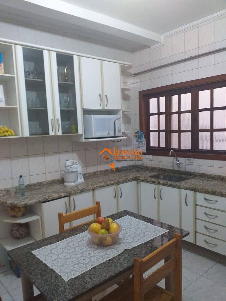 Sobrado, 3 quartos, 300 m² - Foto 1