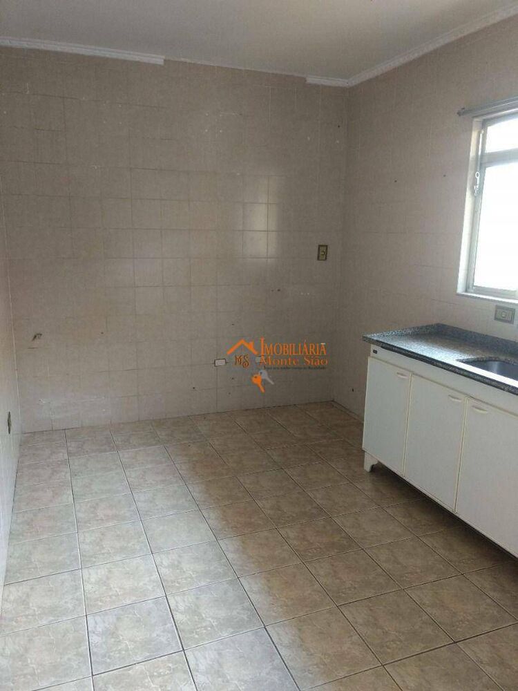 Sobrado à venda com 6 quartos, 208m² - Foto 3