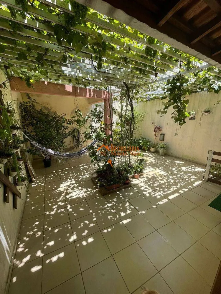 Sobrado, 2 quartos, 285 m² - Foto 1