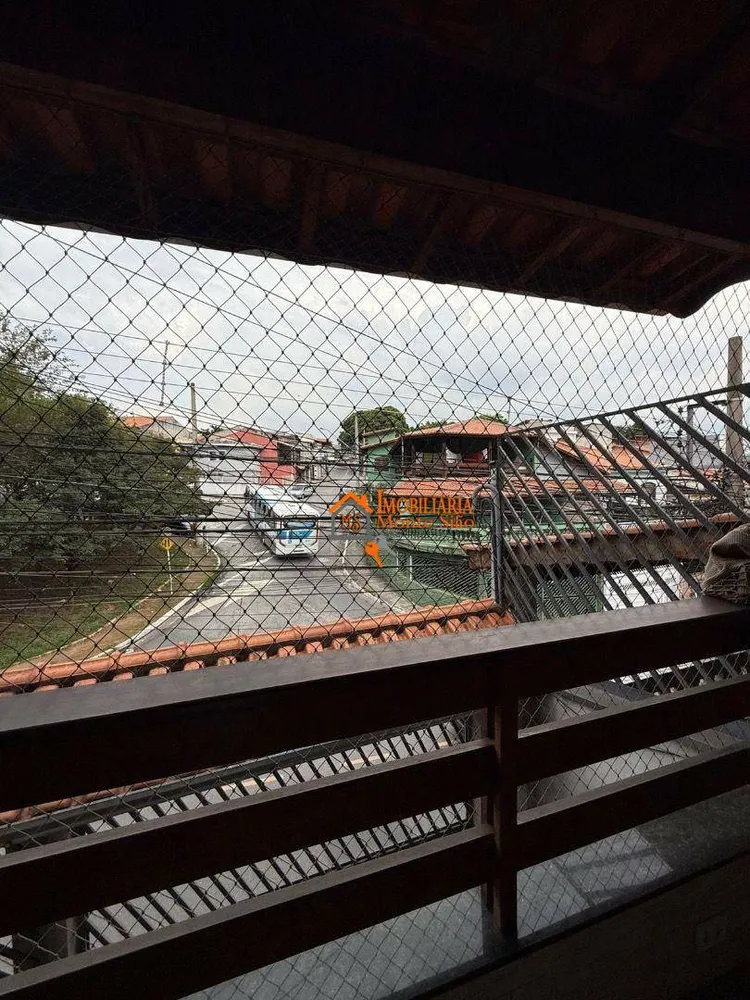 Sobrado, 3 quartos, 253 m² - Foto 2