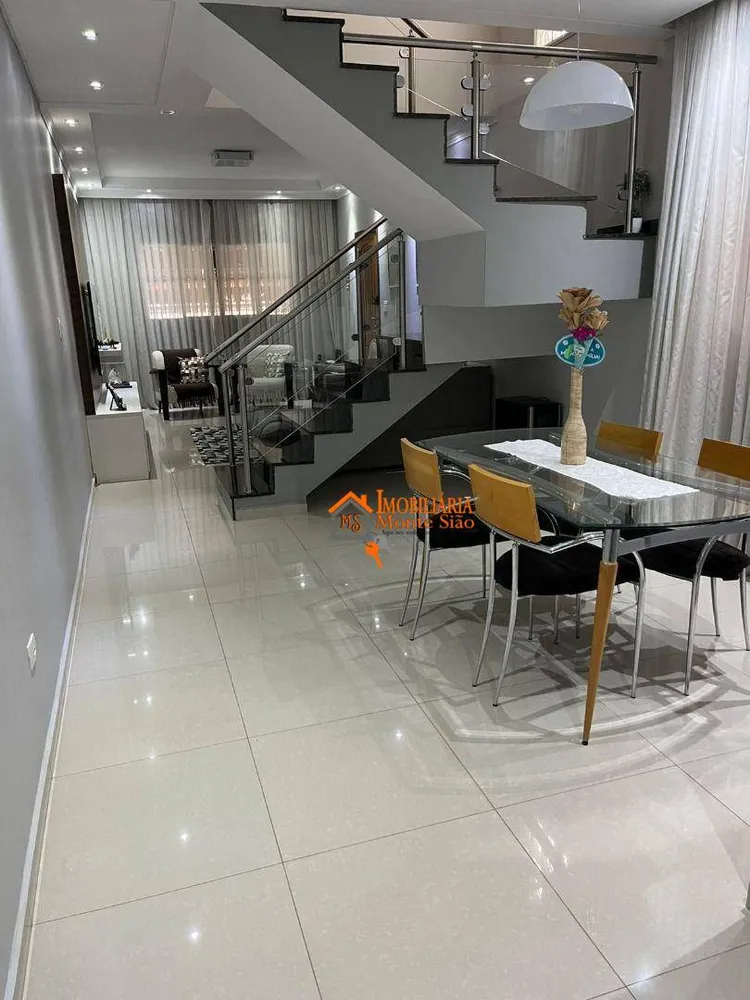 Casa, 3 quartos, 220 m² - Foto 1