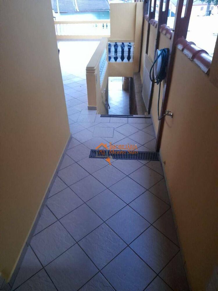 Casa, 3 quartos, 228 m² - Foto 1