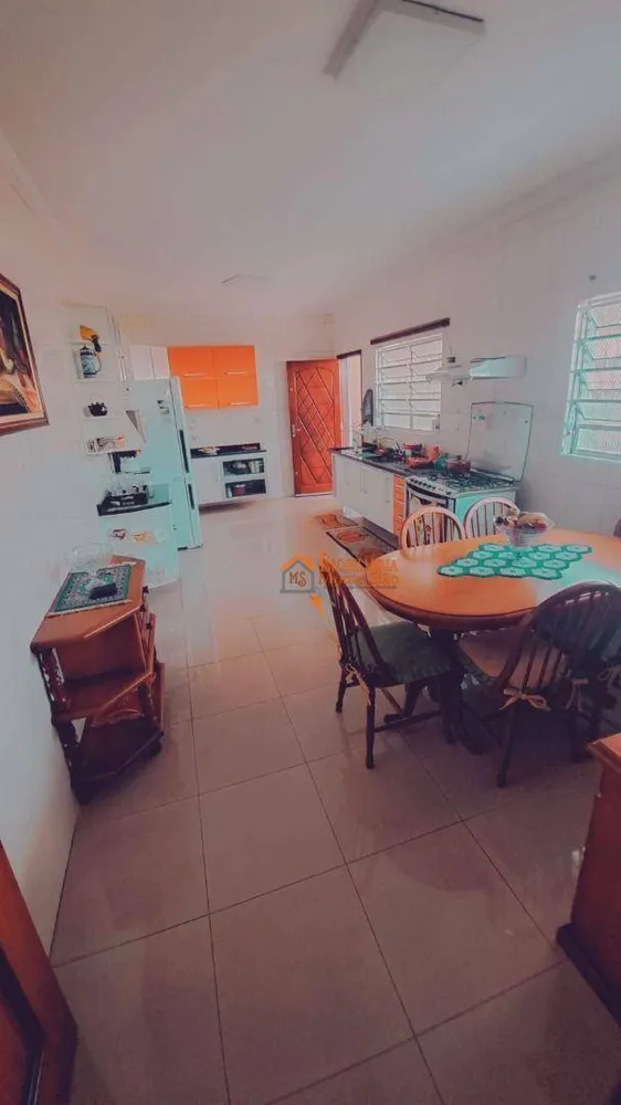 Sobrado, 3 quartos, 320 m² - Foto 1