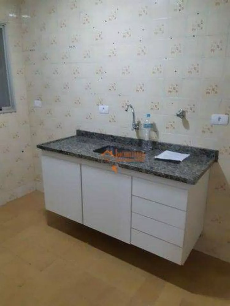 Apartamento à venda com 2 quartos, 70m² - Foto 3