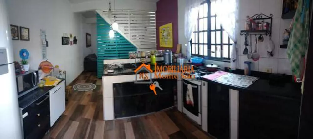 Sobrado, 3 quartos, 220 m² - Foto 1