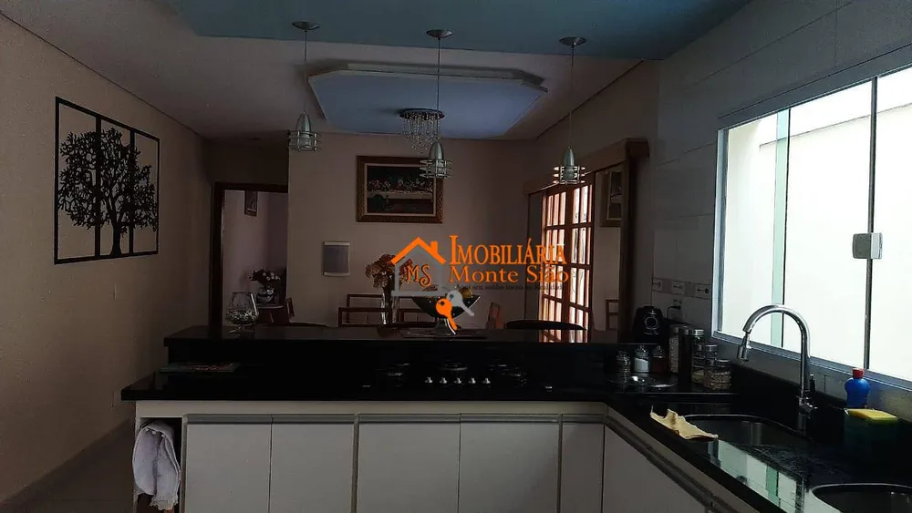 Sobrado, 3 quartos, 177 m² - Foto 1