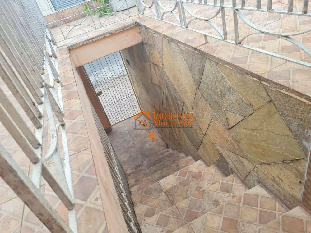Sobrado à venda com 5 quartos, 115m² - Foto 2