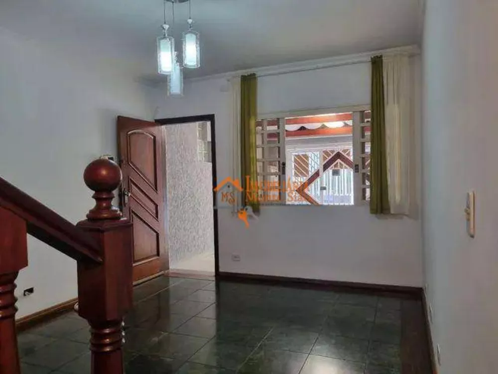 Sobrado à venda com 3 quartos, 140m² - Foto 1