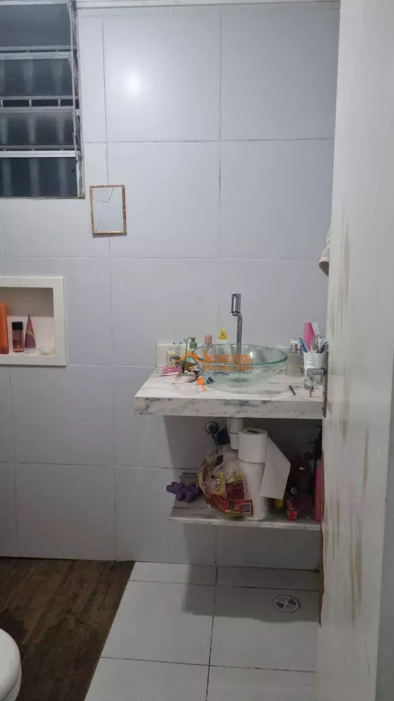 Apartamento à venda com 2 quartos, 63m² - Foto 18