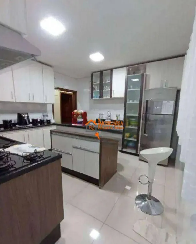 Casa, 3 quartos, 240 m² - Foto 2