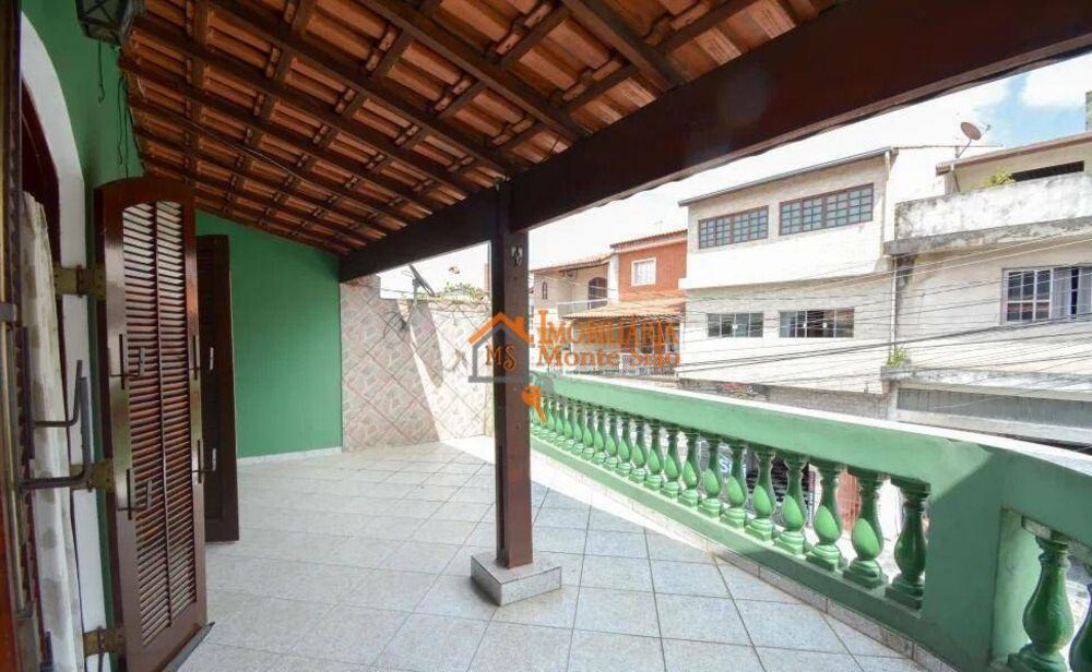 Casa à venda com 3 quartos, 400m² - Foto 1