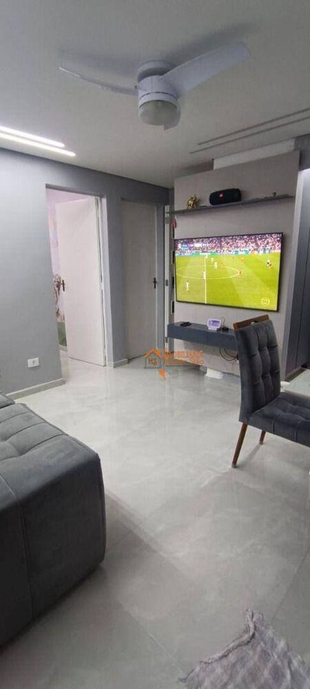 Apartamento à venda com 2 quartos, 48m² - Foto 1