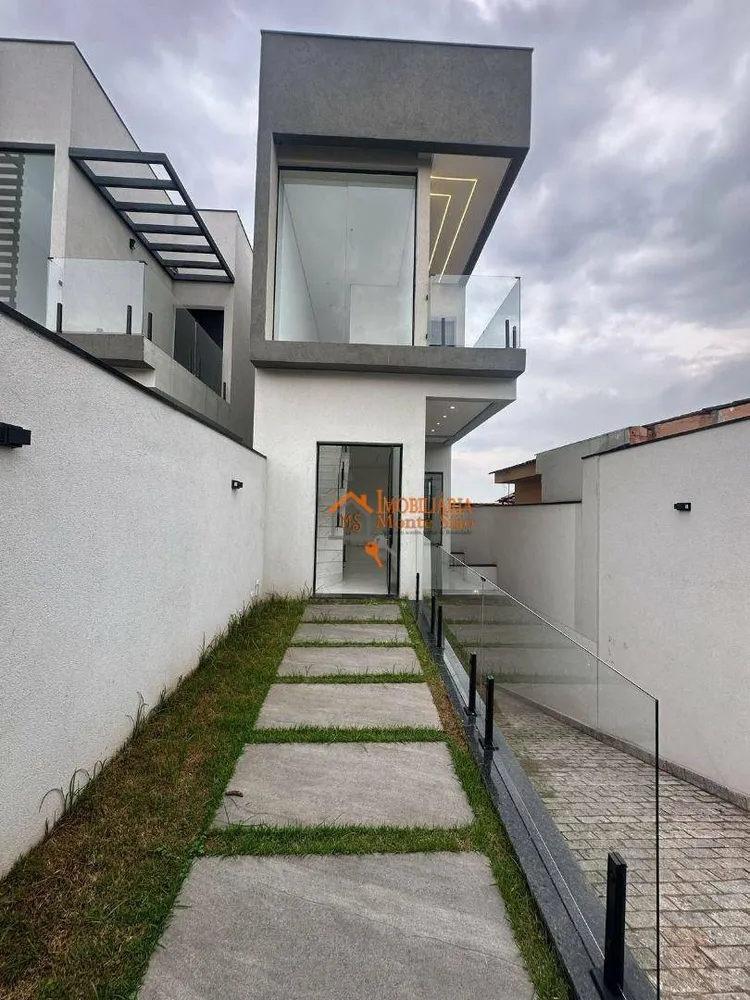 Sobrado, 3 quartos, 158 m² - Foto 1