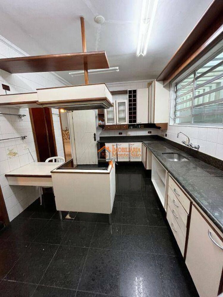 Sobrado, 4 quartos, 480 m² - Foto 1