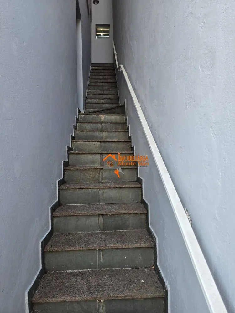 Sobrado, 2 quartos, 174 m² - Foto 1