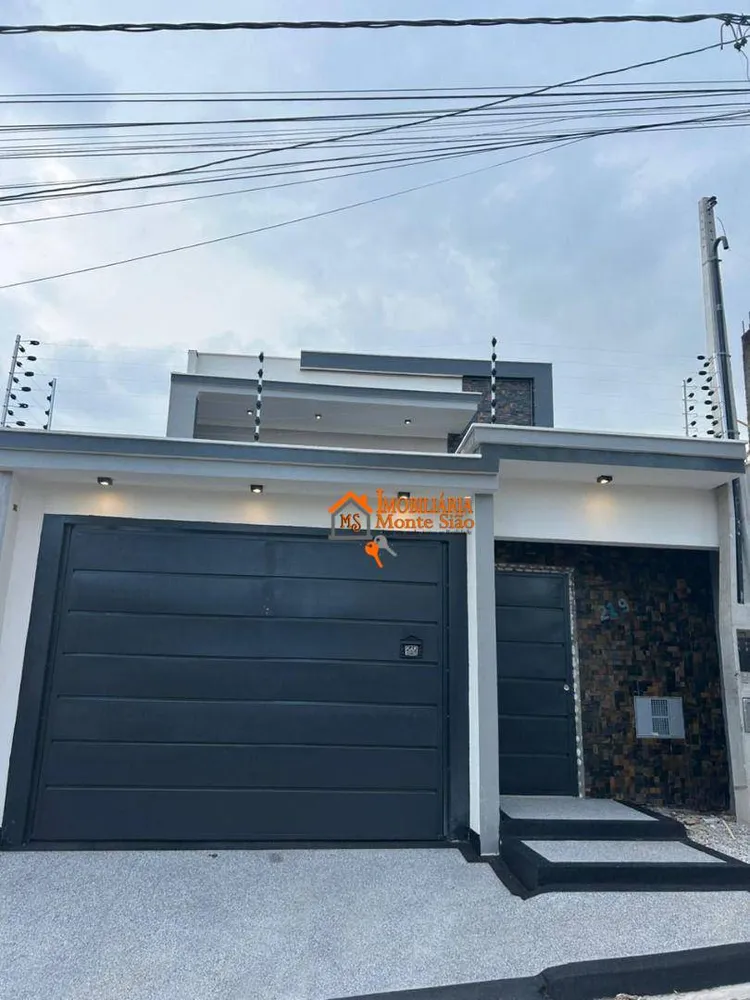 Sobrado, 3 quartos, 240 m² - Foto 1