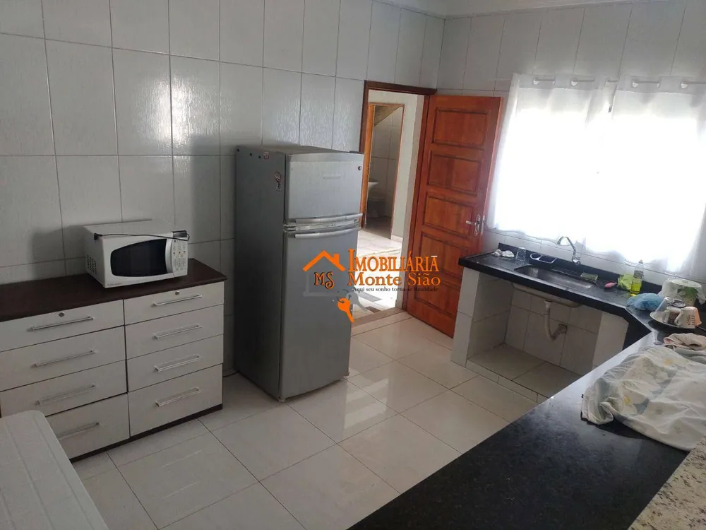 Sobrado, 3 quartos, 200 m² - Foto 1