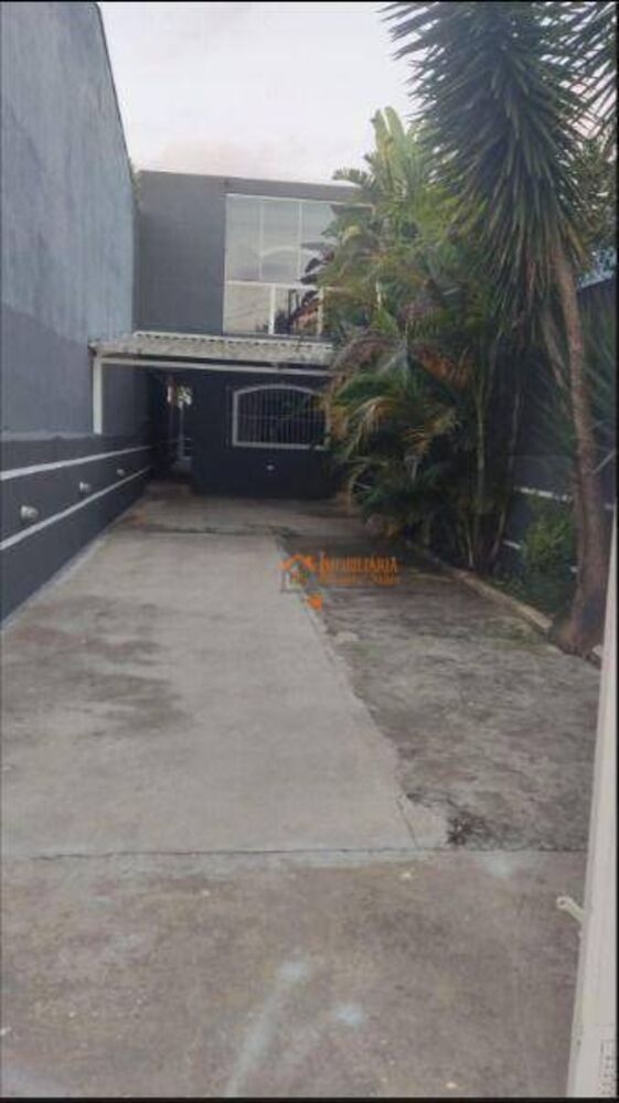 Sobrado, 4 quartos, 191 m² - Foto 1