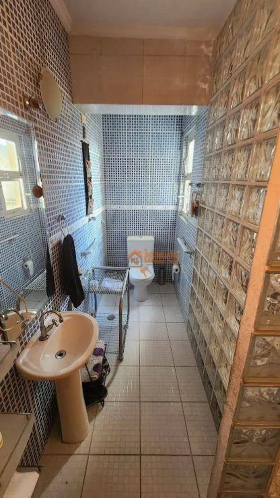 Sobrado, 5 quartos, 326 m² - Foto 1