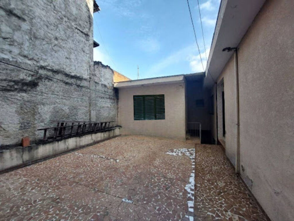 Sobrado, 6 quartos, 240 m² - Foto 1