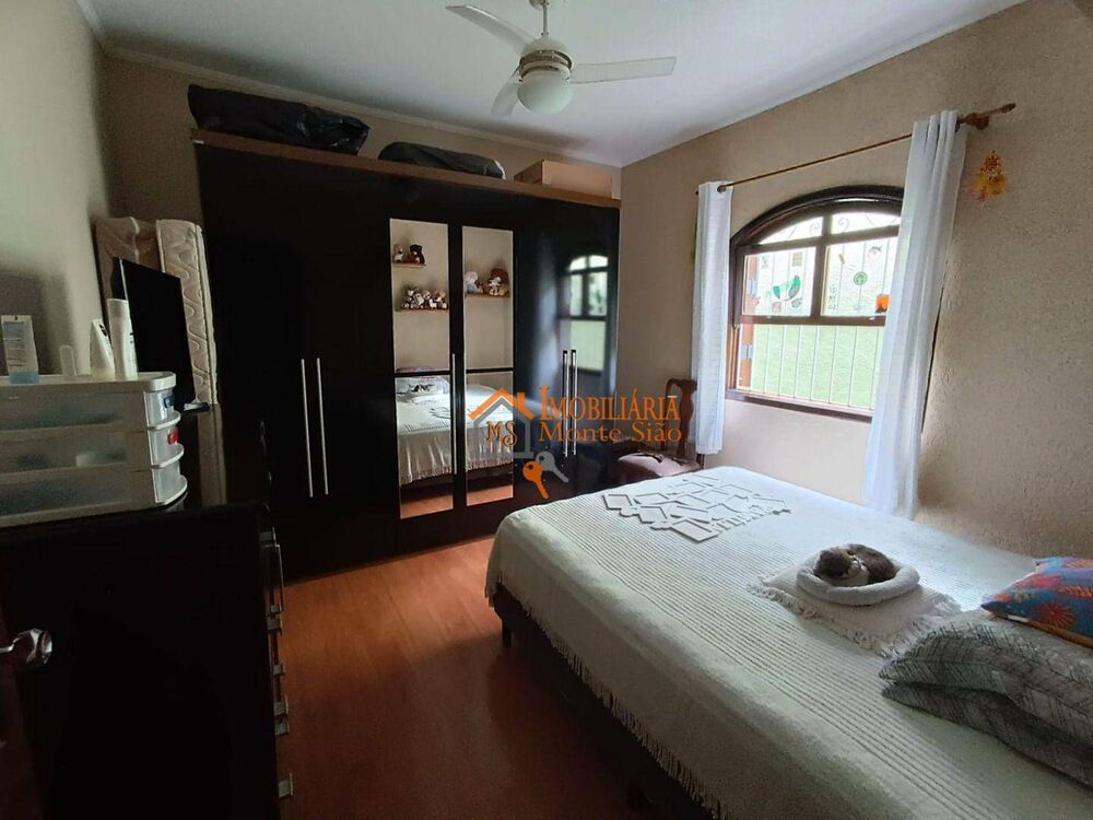 Casa, 4 quartos, 310 m² - Foto 1