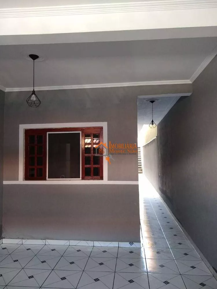 Sobrado, 6 quartos, 125 m² - Foto 1