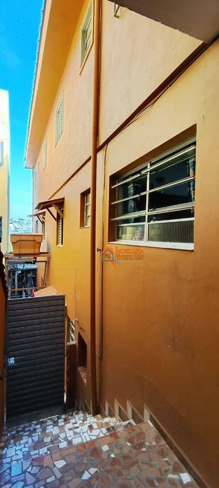 Casa, 6 quartos, 250 m² - Foto 8