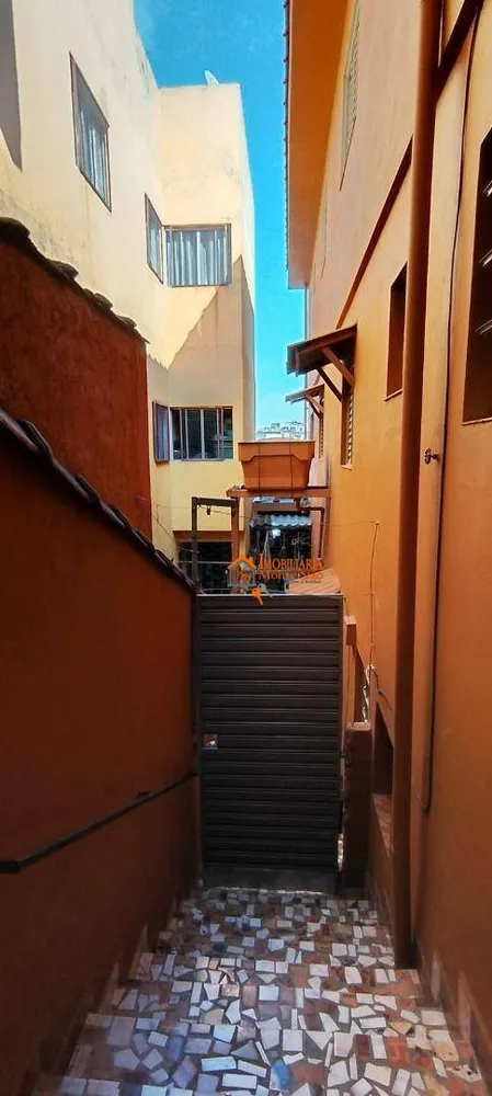 Casa, 6 quartos, 250 m² - Foto 9