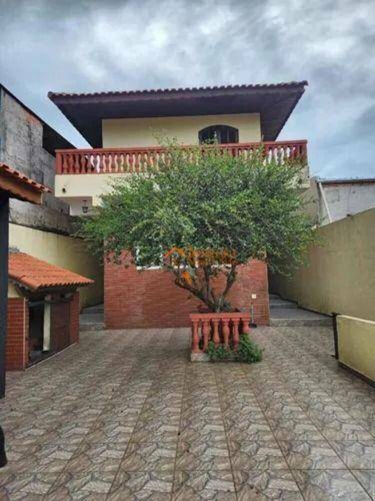 Sobrado, 3 quartos, 400 m² - Foto 2