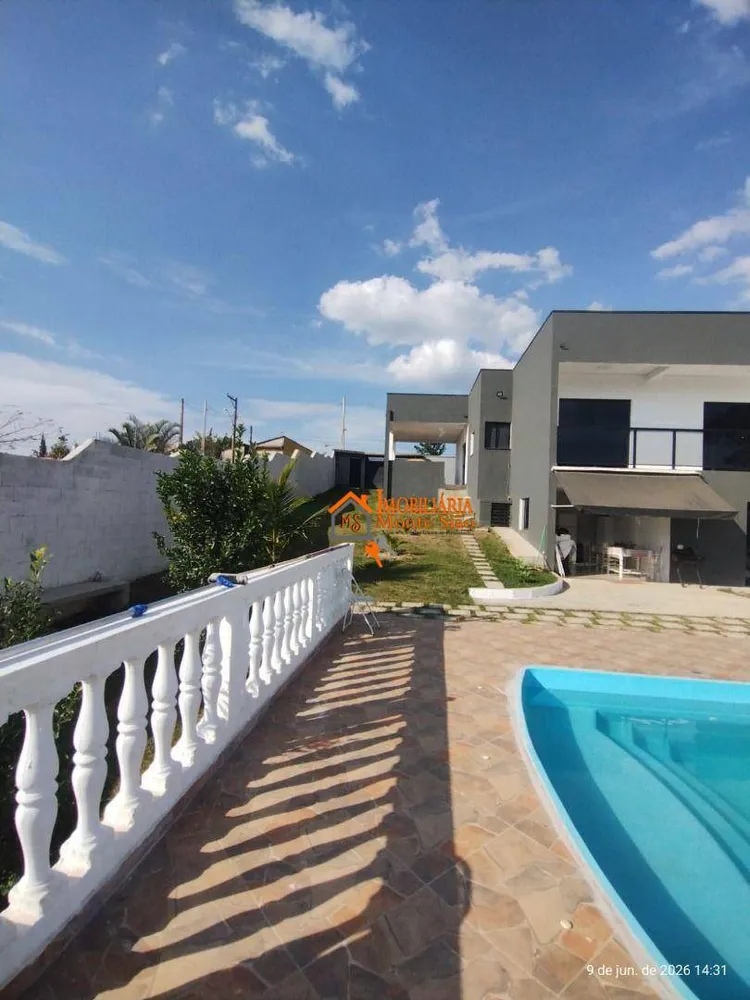 Casa, 4 quartos, 190 m² - Foto 1