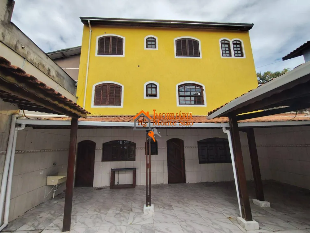 Sobrado, 3 quartos, 200 m² - Foto 1