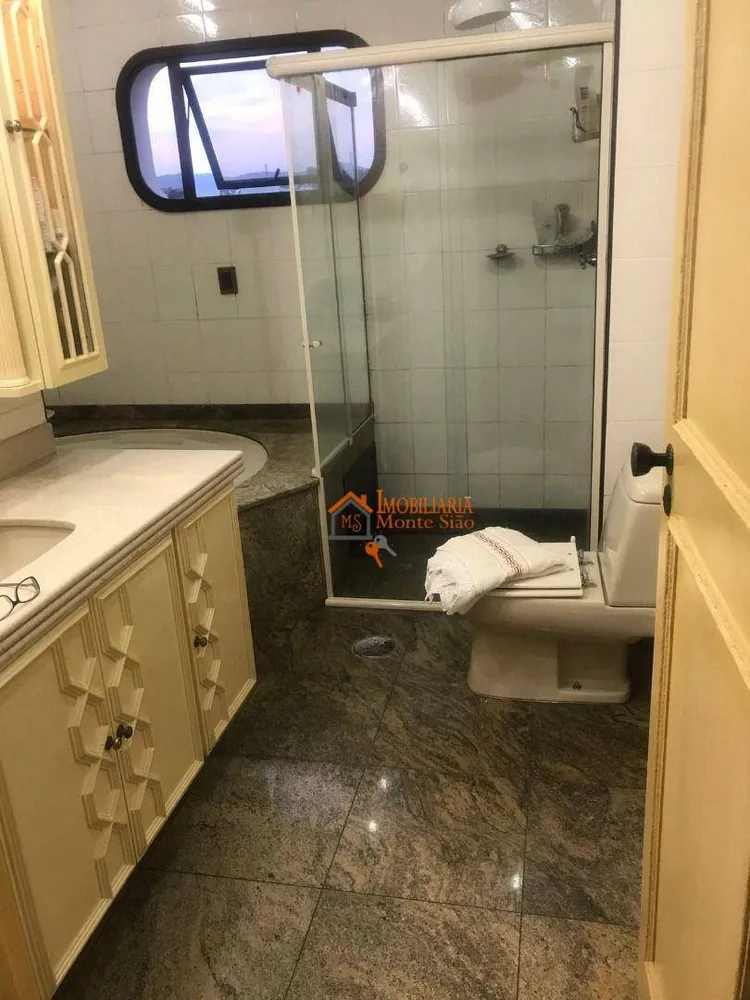 Apartamento, 3 quartos, 230 m² - Foto 3