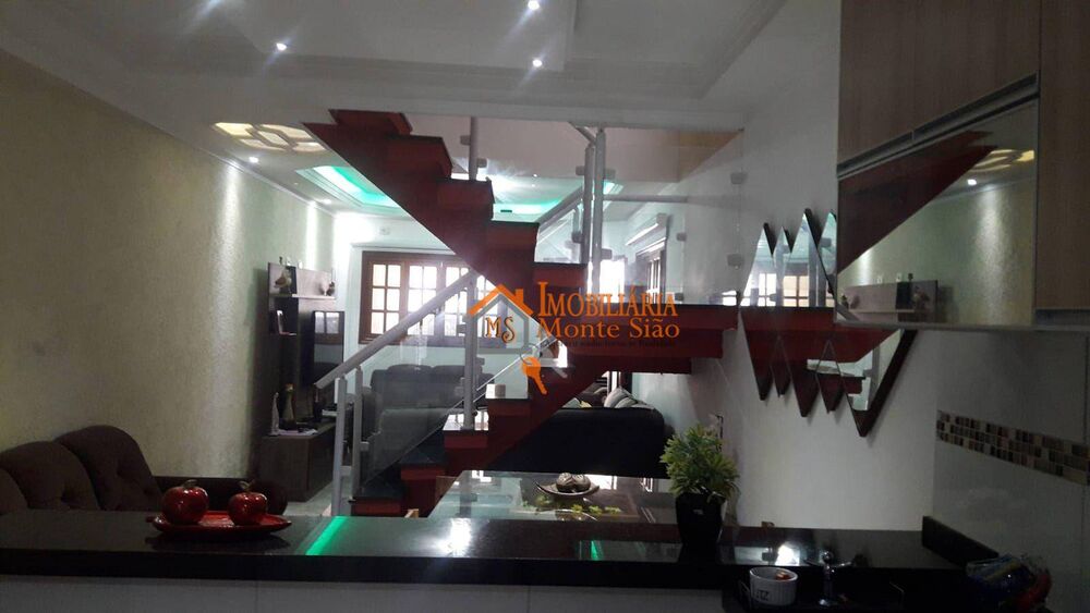 Sobrado à venda com 3 quartos, 125m² - Foto 4