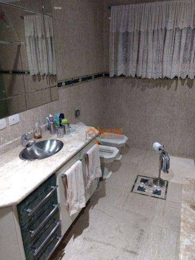 Sobrado, 3 quartos, 319 m² - Foto 7