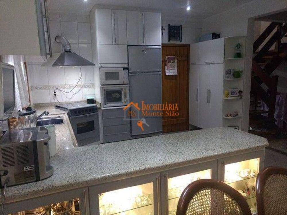 Sobrado, 3 quartos, 319 m² - Foto 9