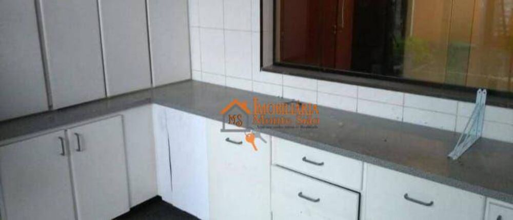 Sobrado, 3 quartos, 200 m² - Foto 2