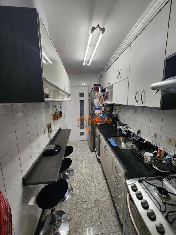 Apartamento à venda com 2 quartos, 62m² - Foto 2